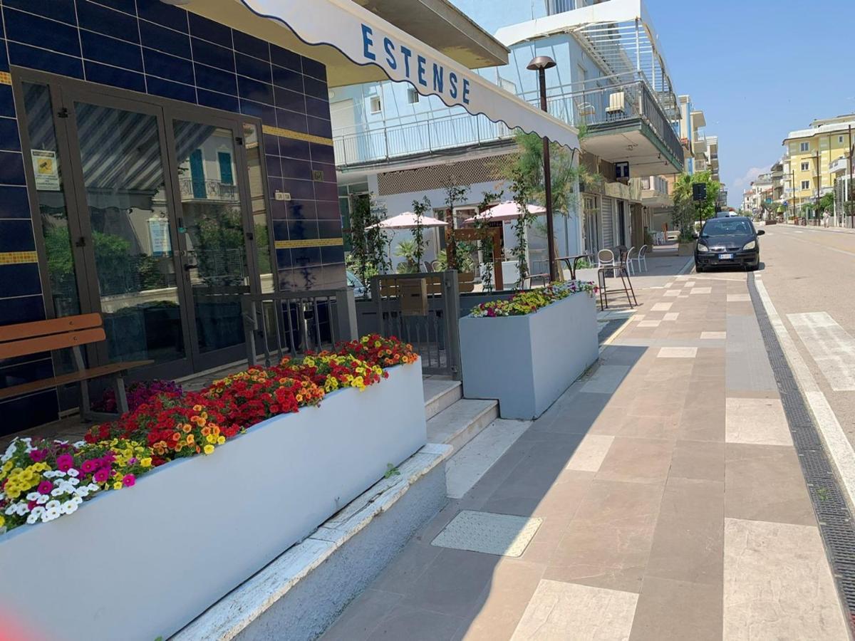 Hotel Estense Rimini Exteriör bild
